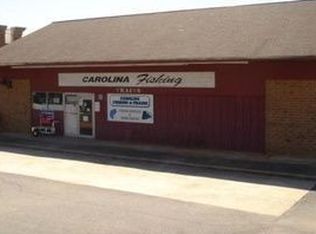 2925 N Center St, Hickory, NC 28601