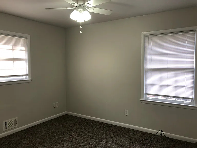 1672 Derwin Brown Dr — Photo 12