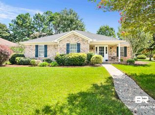 2 Sumac Cir, Fairhope, AL 36532