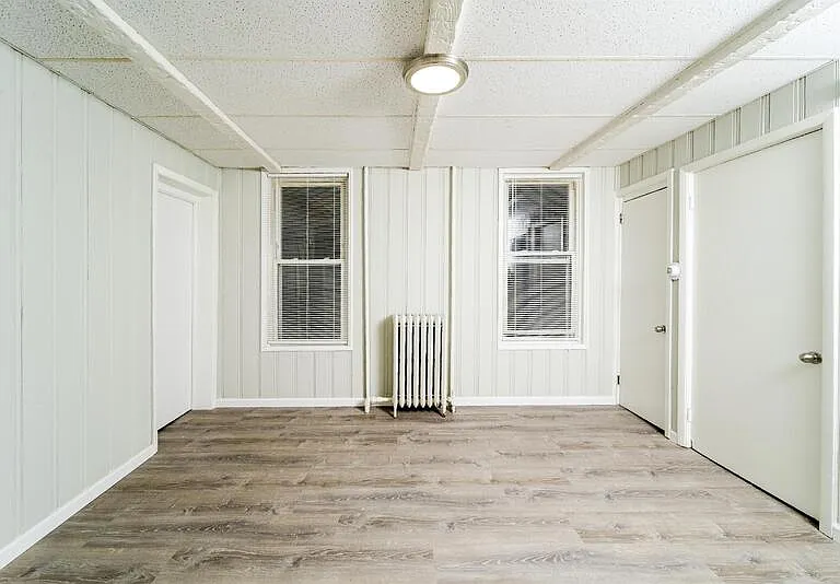 139 N Pine Ave — Photo 9