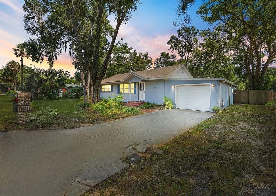 1st image of 149 Palm Ct
