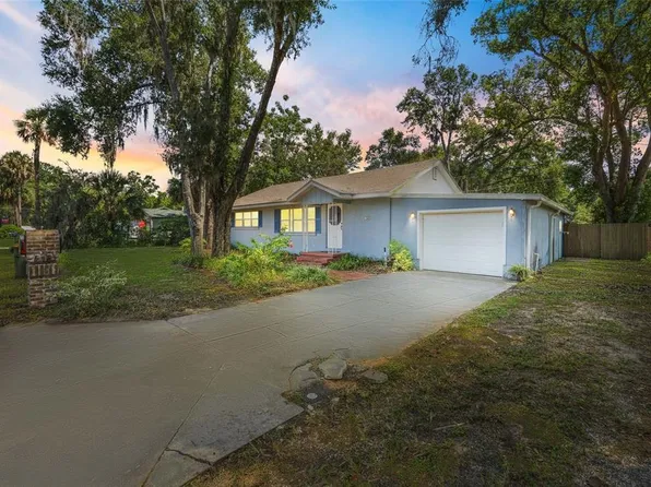 149 Palm Ct, Umatilla, FL 32784