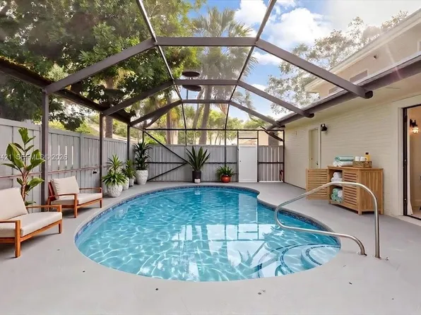 12680 Woodmill Dr, Palm Beach Gardens, FL 33418