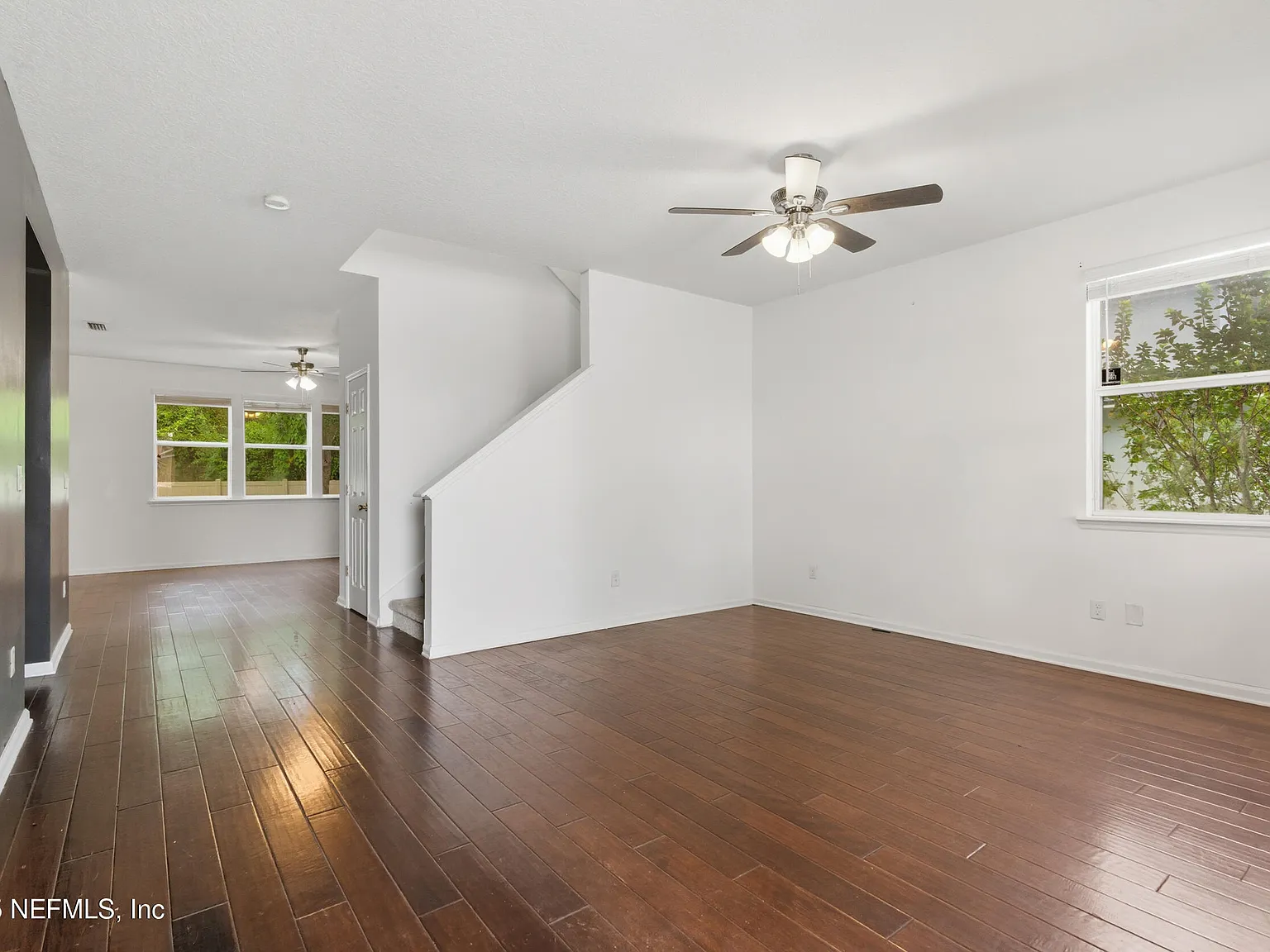 4 bed, 2.5 bath, 2554 sqft, $2,650 — Photo 3