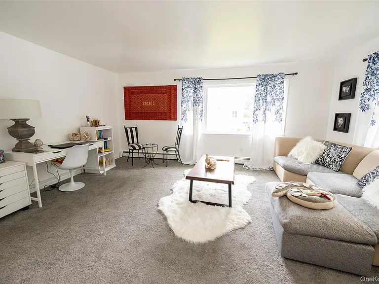 46 Robinson Ave #2 — Photo 10