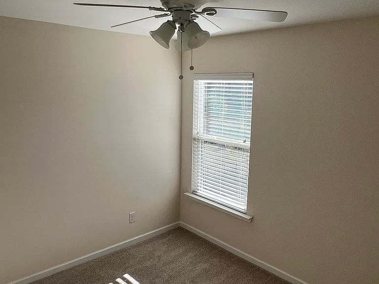 116 Scarlet Oak — Photo 16