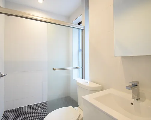 Rented by Triplemint | media 22