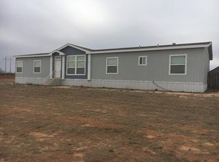 810 S 1st St, Coahoma, TX 79511