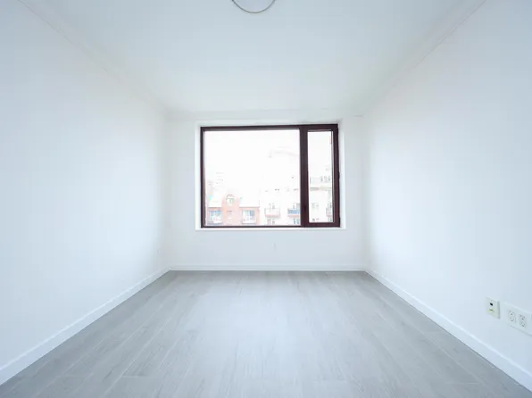 132-27 41st Road image 7 of 14