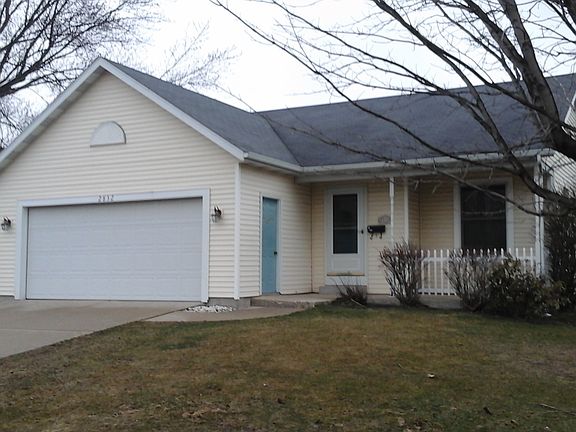 2nd image of 2832 104th Ave