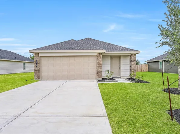 1015 Bluegill Dr, Alvin, TX 77511