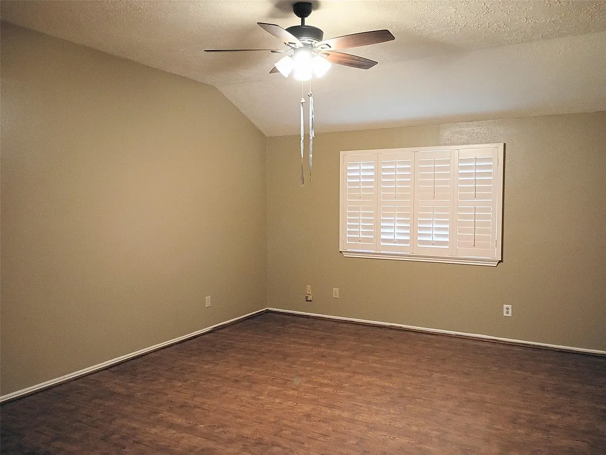 Building Photo - 21406 Golden Dove Dr