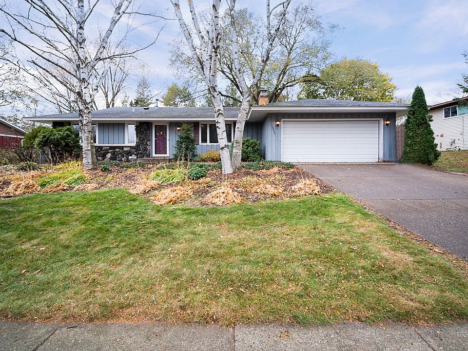 1st image of 13565 Findlay Ave