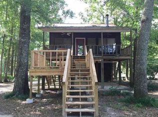 1825 Pascagoula River Rd, Moss Point, MS 39562