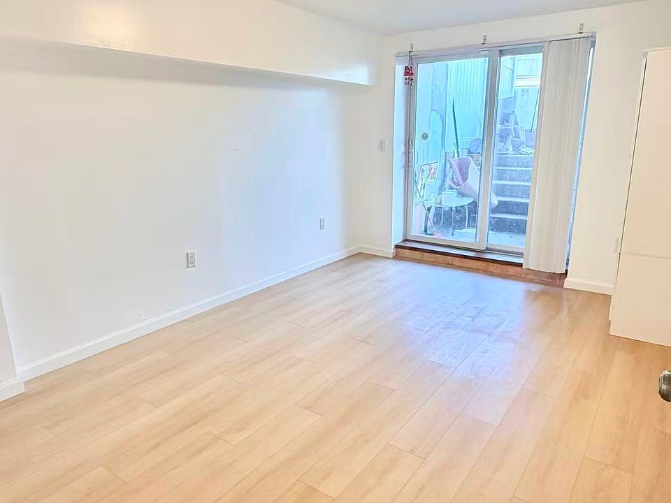 1st image of 11431 Dalian Ct #G