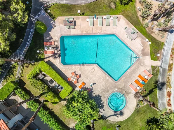2250 S Palm Canyon Dr Unit 30, Palm Springs, CA 92264