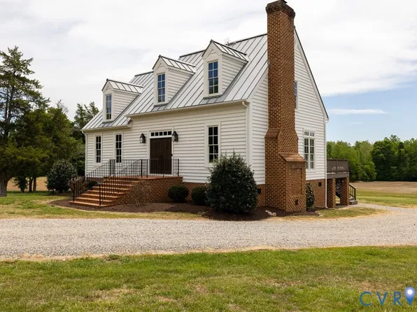 13419 Scotts Rd, Dewitt, VA 23840