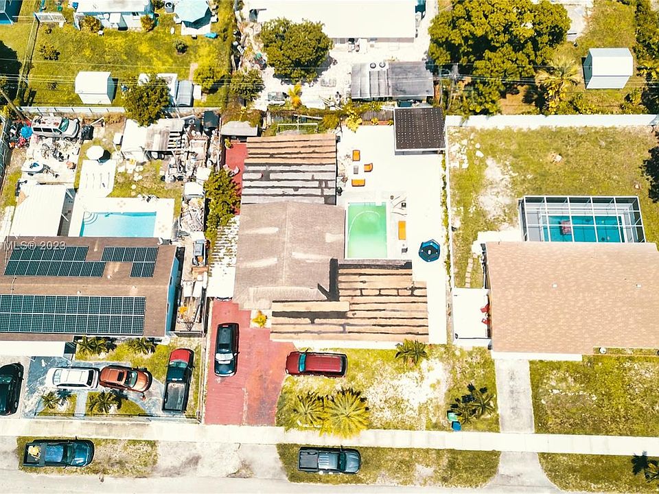 1st image of 1331 NW 171st St