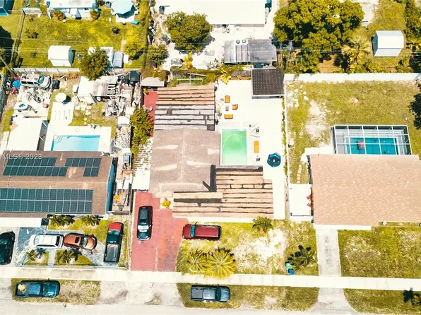 1331 NW 171st St, Miami Gardens, FL 33169