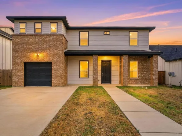 1109 Pollard St, Greenville, TX 75401