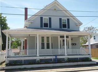 71 Allen Ave, Riverside, RI 02915