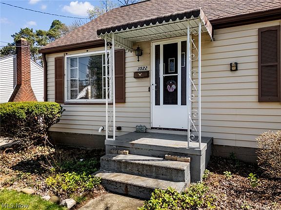 3rd image of 3522 Westview Ave NW