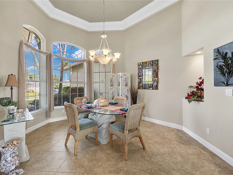 3433 SW 27th Ave — Photo 29