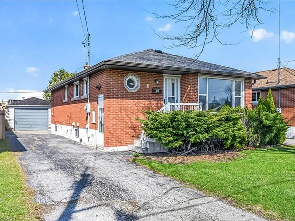 76 Terrace Dr, Hamilton, ON L9A 2Y6