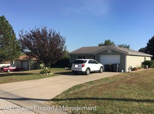 328 Stallion Cir, Ogden, KS 66517