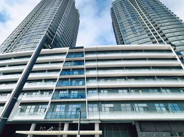 50 Upper Mall Way, Vaughan, ON