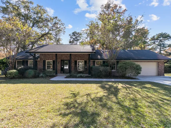 5895 Lakeview Pl, Hanahan, SC 29410