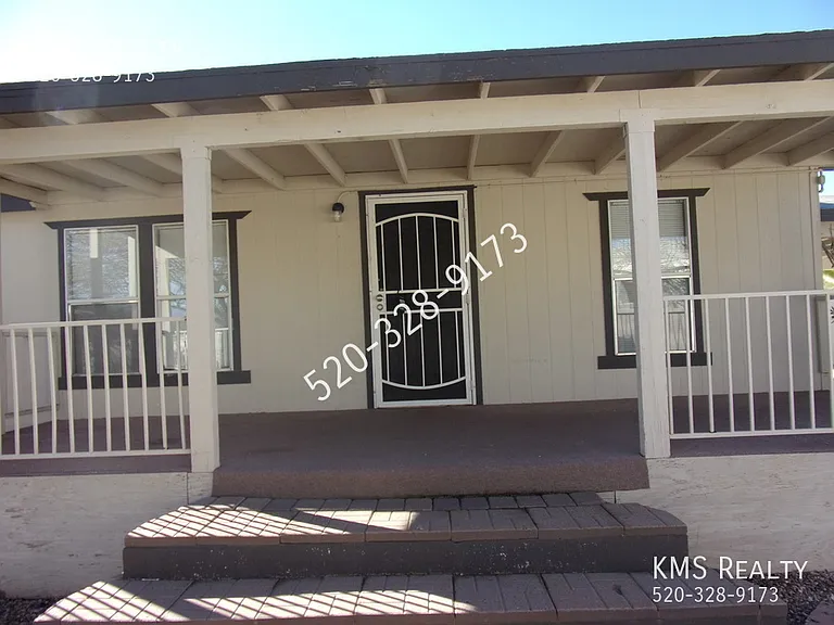 761 W Lightstar Cir — Photo 3