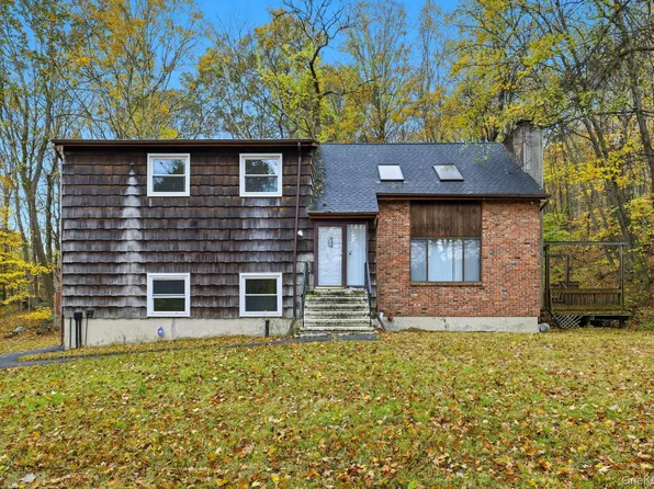 120 South Road, Holmes, NY 12531