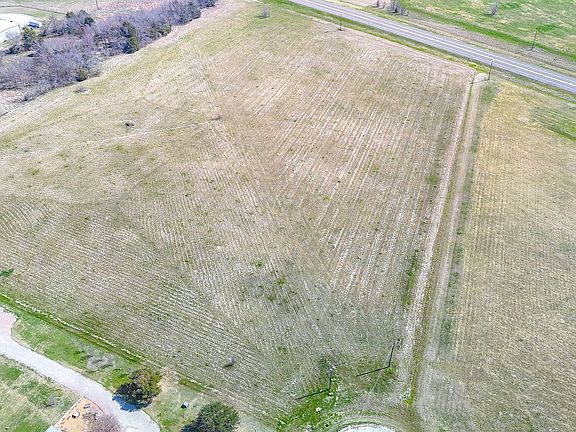 2nd image of 286 Pvt Rd #3178