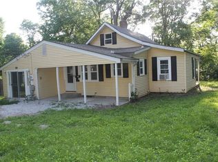 6021 Ballentine St, Shawnee, KS 66203