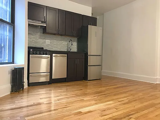 Rented by Compass | media 16