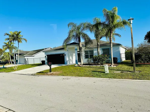 1196 Hatteras Cir, Greenacres, FL 33413