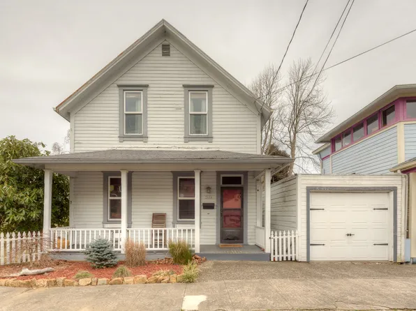 3694 Duane St, Astoria, OR 97103