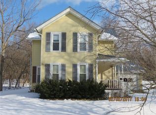 897 W Townline Rd, Lyons, NY 14489