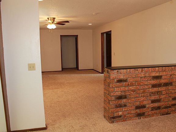 5th image of 10436 Glascow Dr