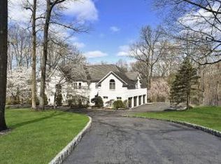 13 Charlotte Hill Dr, Bernardsville, NJ 07924