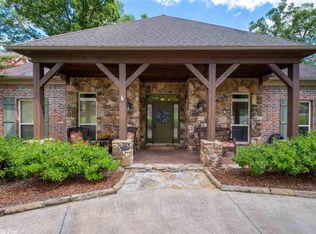 2109 Wellington Plantation Dr, Little Rock, AR 72211