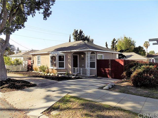 1st image of 1711 Molino Ave