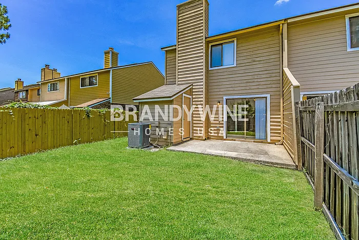 11251 Windtree Dr E — Photo 17