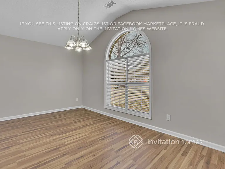 115 Galway Ln — Photo 12