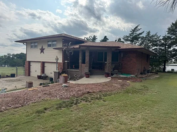 2807 Us Highway 24, Hill City, KS 67642