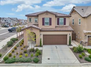 3241 Auburn Leaf Loop, Folsom, CA