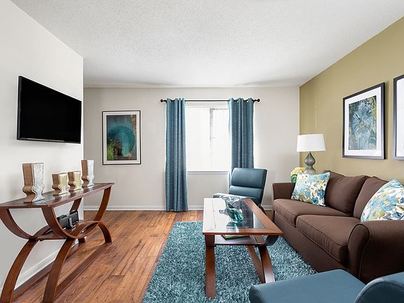 Spacious Living Room