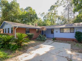 2225 Amelia Cir, Tallahassee, FL 32304