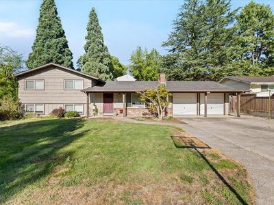 1924 Crestbrook Rd, Medford, OR, 97504